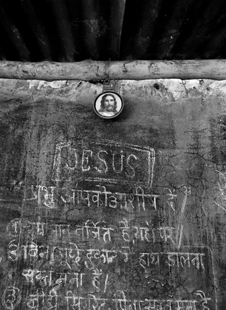 06_jesus.wall,blackandwhite.madhyapradesh.india.jpg